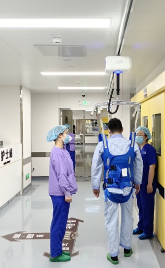 Smart Ceiling Lift System