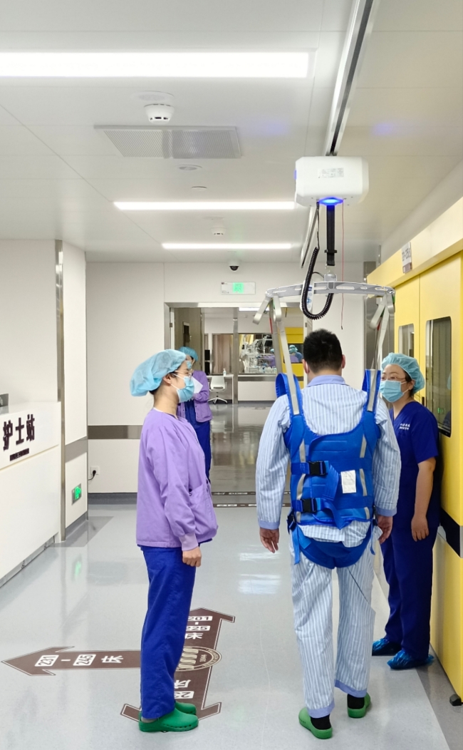 cl100-intelligent-ceiling-lift-applications cl100-intelligent-ceiling-lift-applications